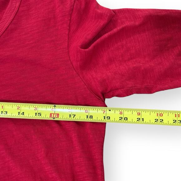 Wilt Small Red Slub Cotton V-Neck 3/4 Sleeve High-Low Raw Hem Top Made in USA - Picture 8 of 9